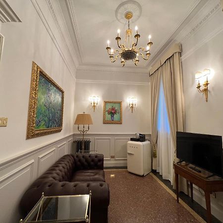 Cavoli a Merenda Suites Milan Bagian luar foto